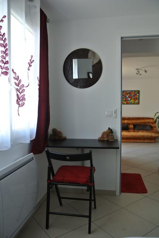 A L'Orée du Bois Rillieux-la-Pape Habitación foto